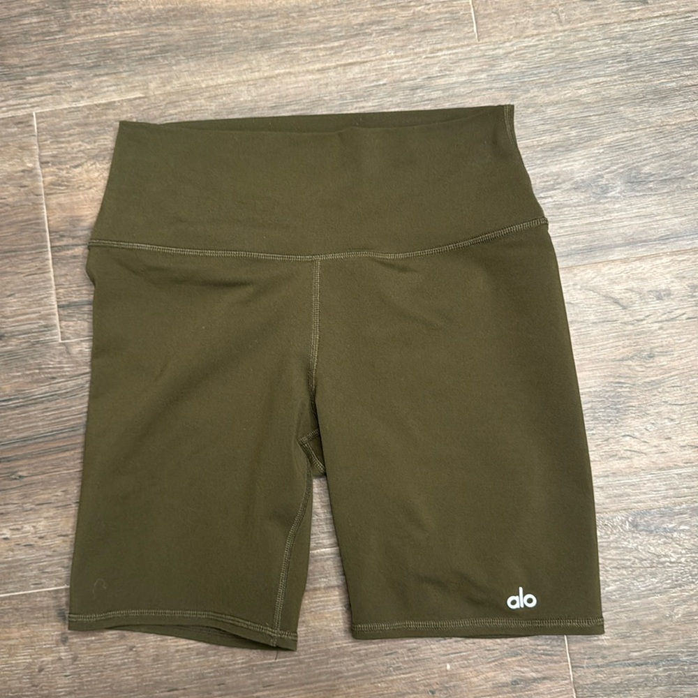 Alo high waist biker shorts